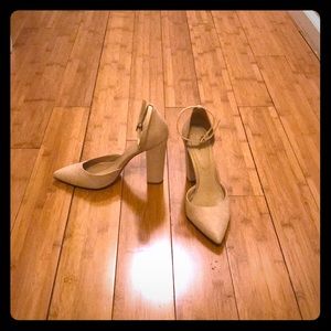 Nude/Blush stacked heel